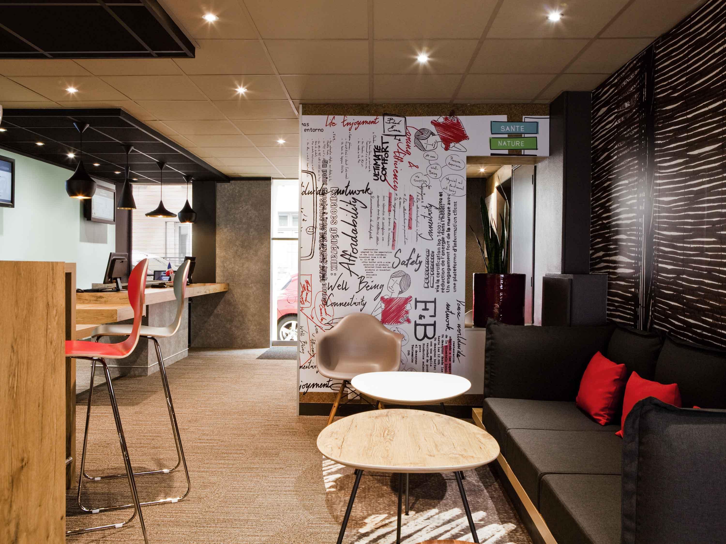 Hotel Ibis Maine Montparnasse París Exterior foto