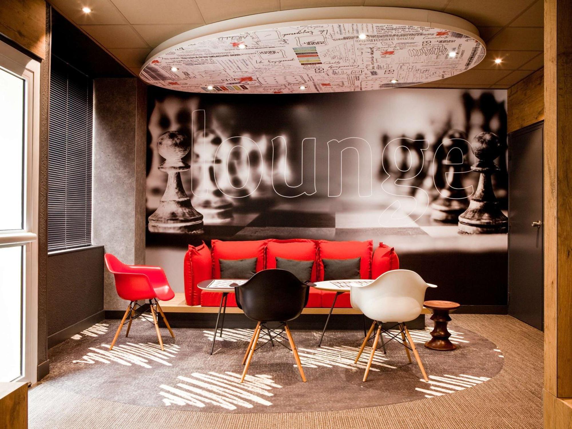 Hotel Ibis Maine Montparnasse París Exterior foto