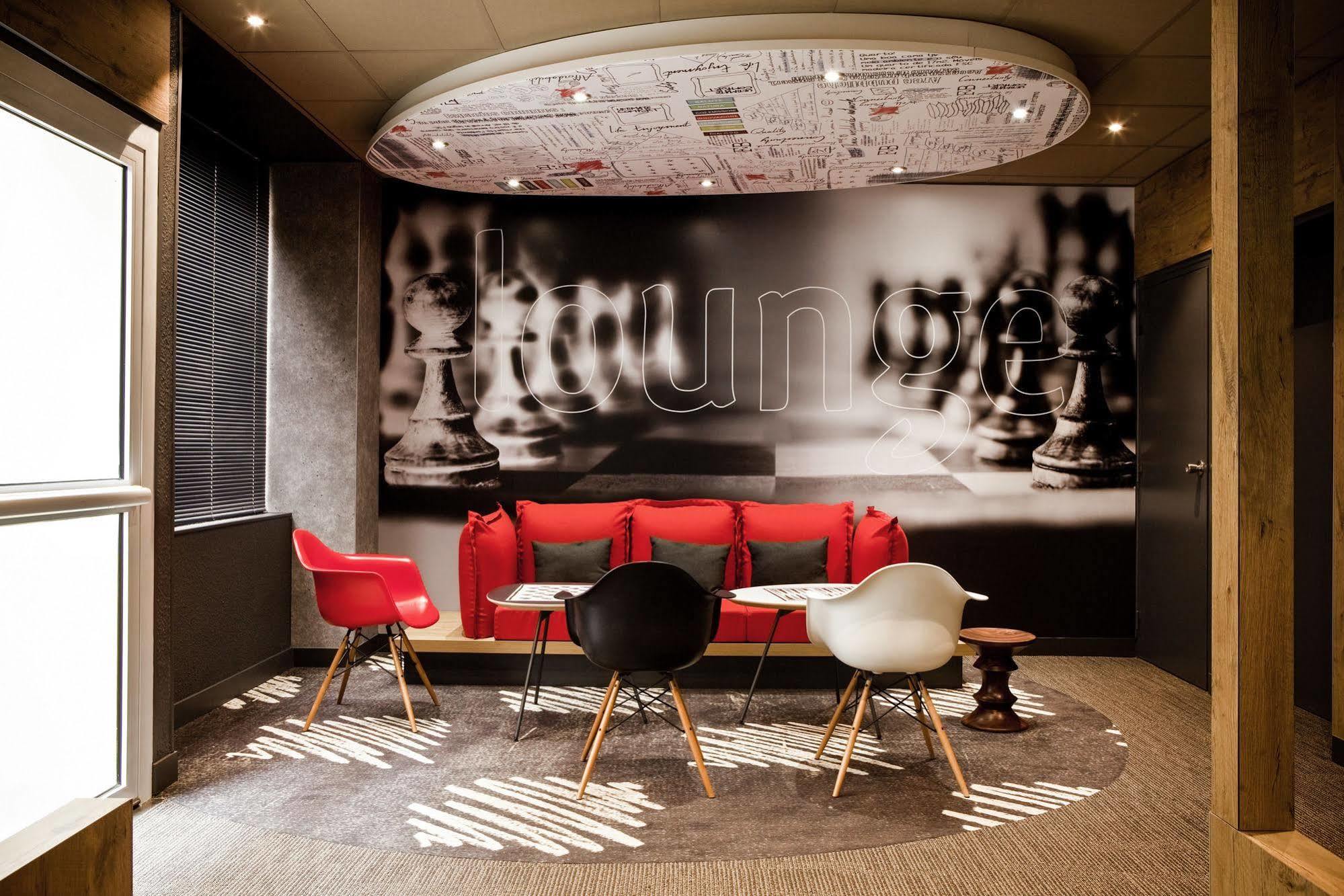 Hotel Ibis Maine Montparnasse París Exterior foto